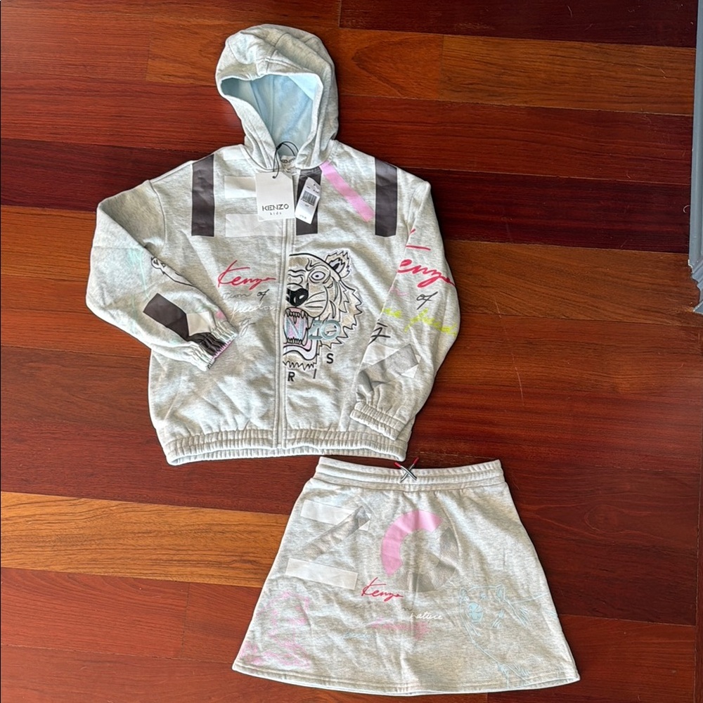 Kenzo Gray Hoodie and Skirt Set with Multicolor Tiger Graphic